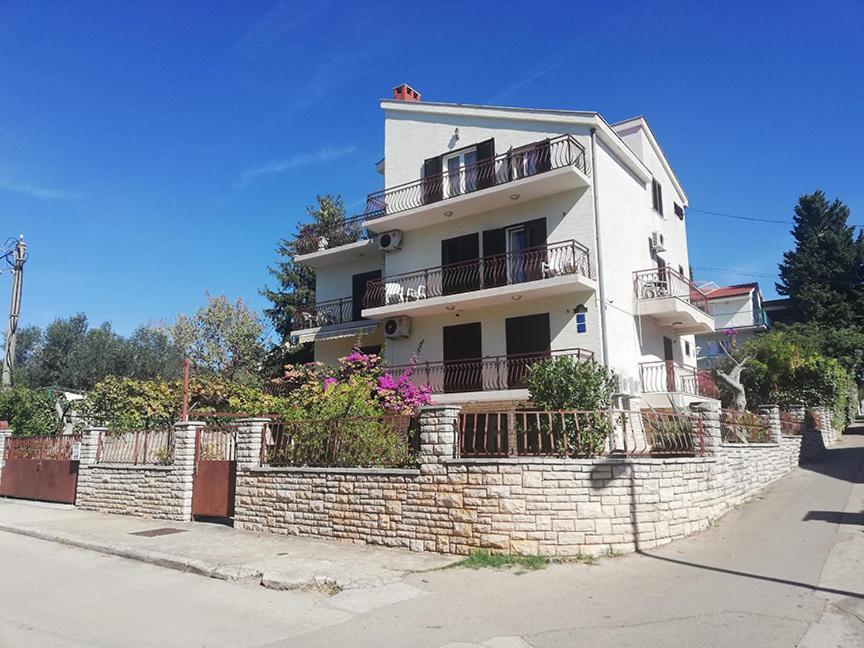 Danyja Apartments Sveti Filip i Jakov Εξωτερικό φωτογραφία